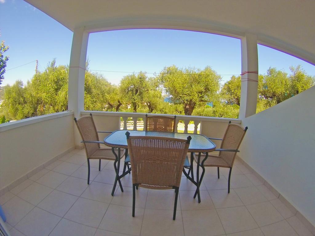 Pouliezos Koklanis Zante Apartments Alykes  Exterior foto